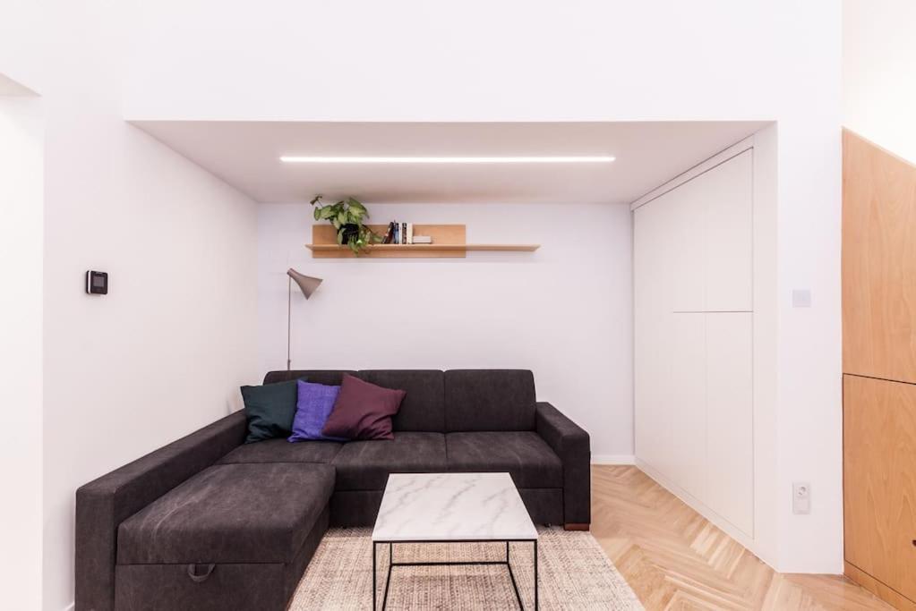 Eszter'S Lovely Downtown Apartment Budapest Exterior foto